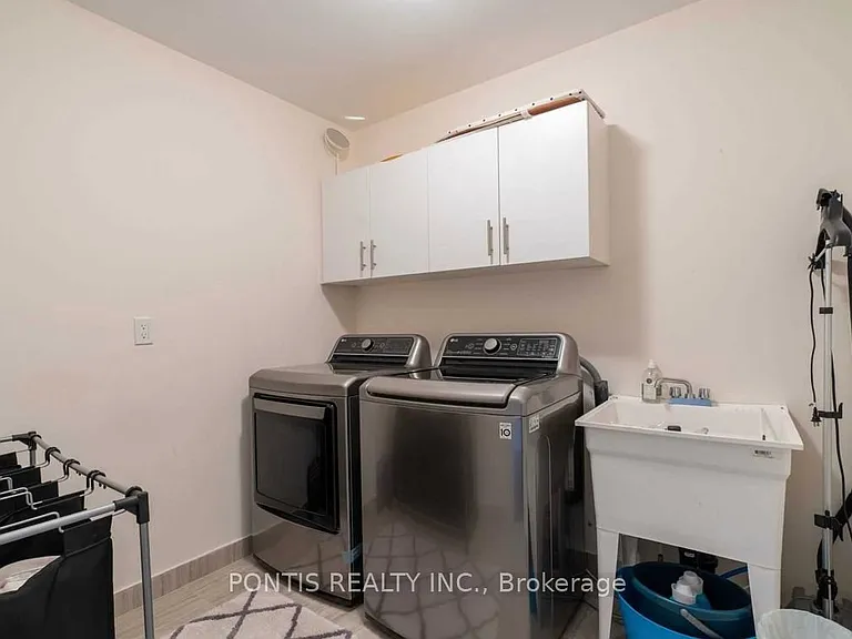 2318 Lozenby St — Photo 32