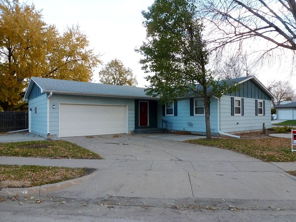 1st image of 430 S Birchwood Dr