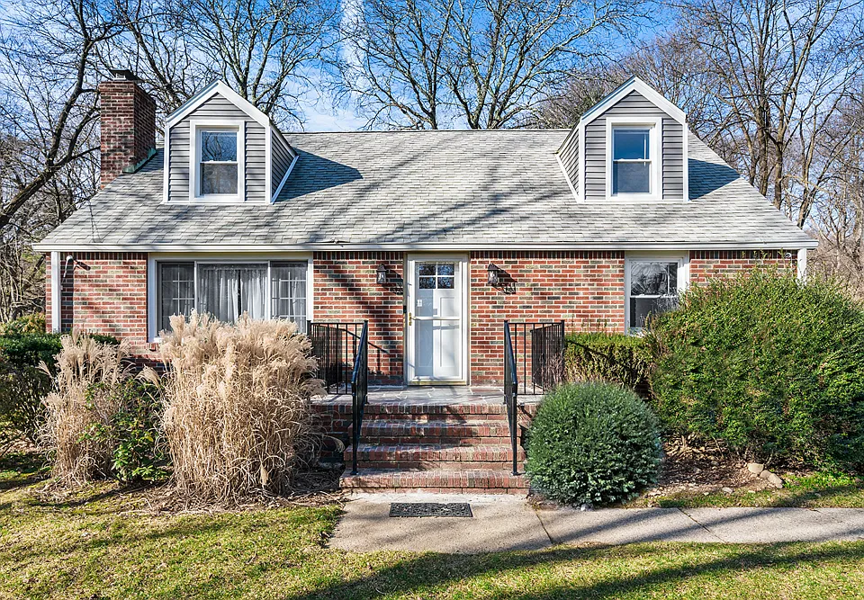 181 Pascack Rd