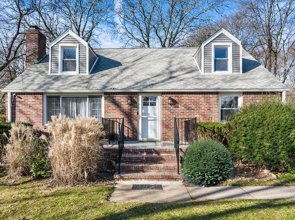 181 Pascack Rd, Woodcliff Lake, NJ 07677