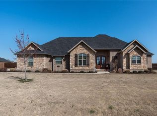 344 Claybrook Dr, Farmington, AR 72730