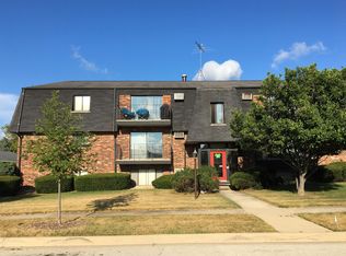 428 Cavalier Ct APT 4, Dundee, IL 60118