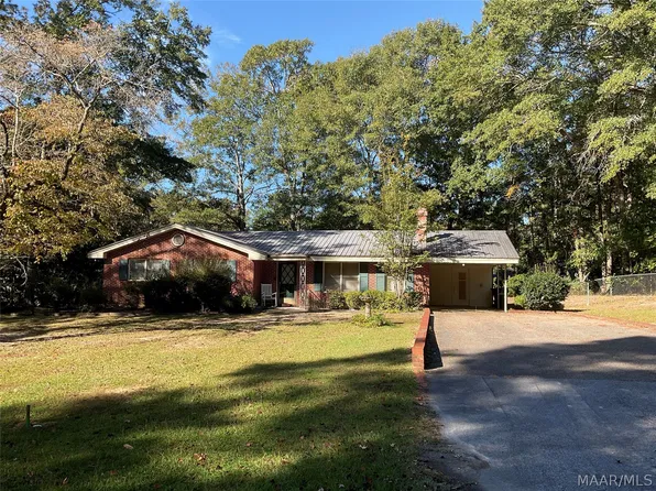 715 Whatley Dr, Tallassee, AL 36078
