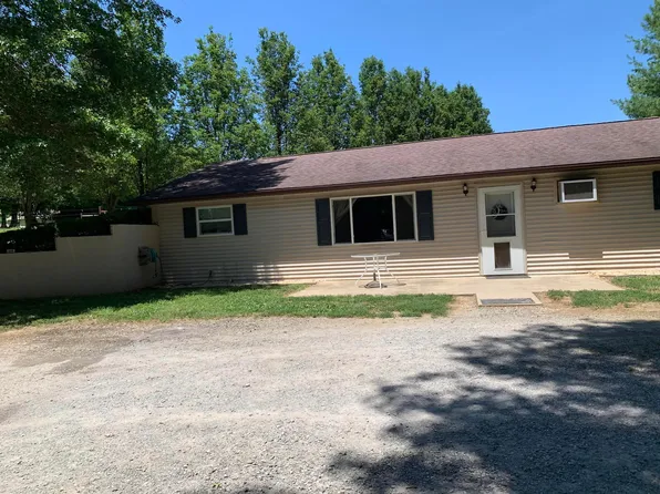 1003 Jennie Ln, Carterville, IL 62918