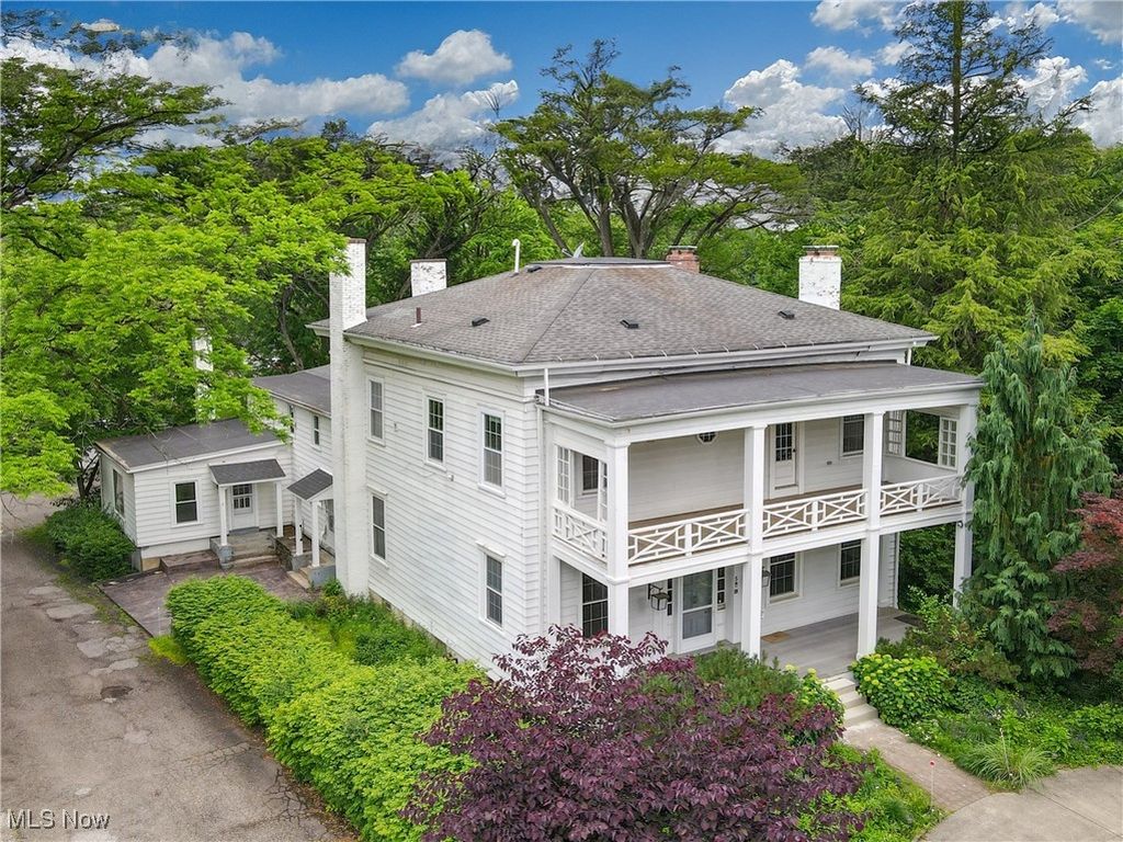 Real estate listing image