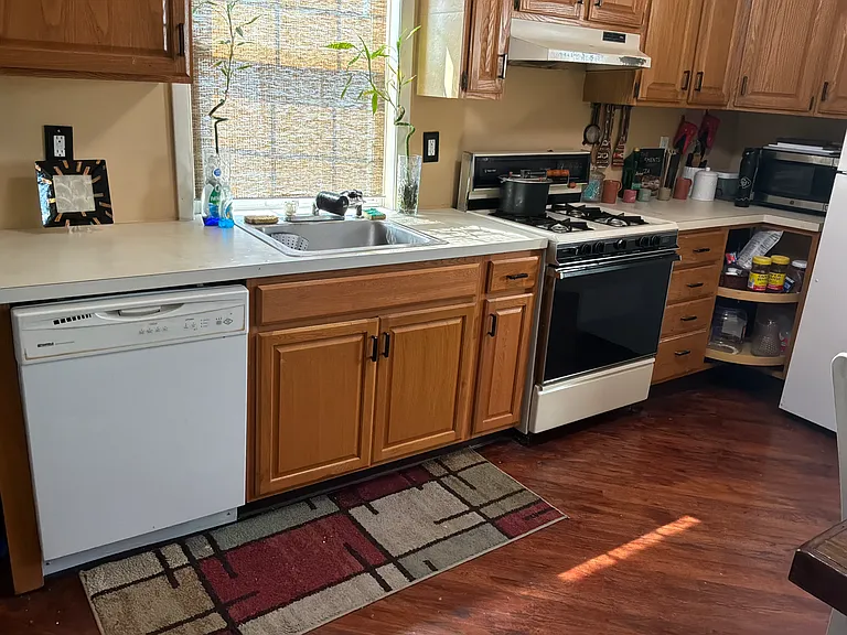 173 Avenue C #2 — Photo 2