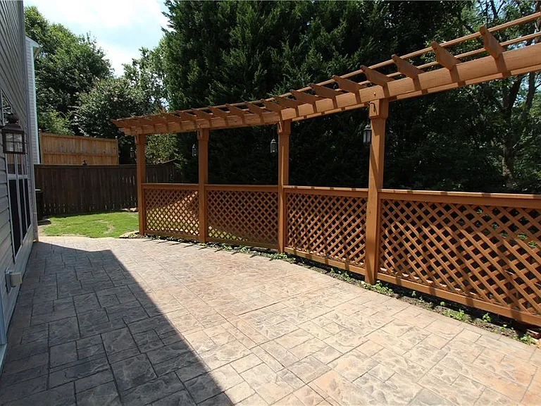11090 Wittenridge Dr — Photo 14