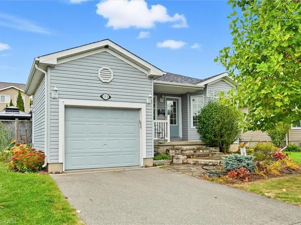 111 Gracehill Cres, Hamilton, ON L8B 1A5