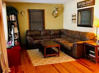 8718 W Stuth Ave, West Allis, WI 53227