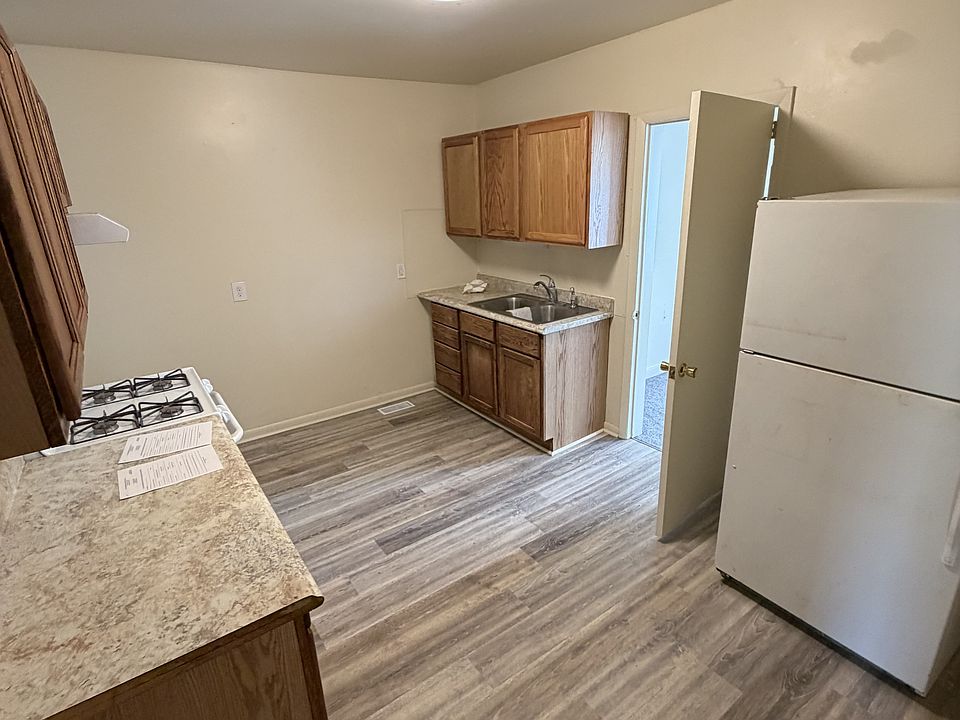 1st image of 1826 Charles Ave