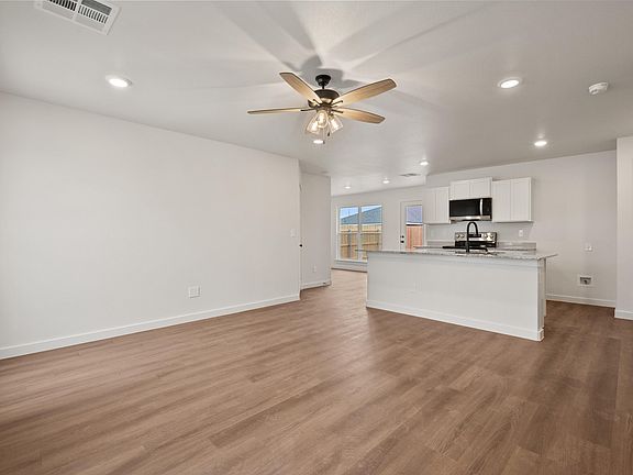 4th image of 8327 24th St