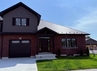 8 Golf Links Rd #4, Kincardine, ON N2Z0G1