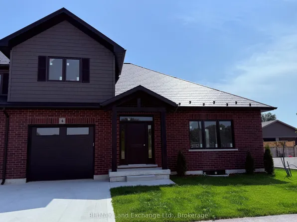 8 Golf Links Rd #4, Kincardine, ON N2Z 0G1