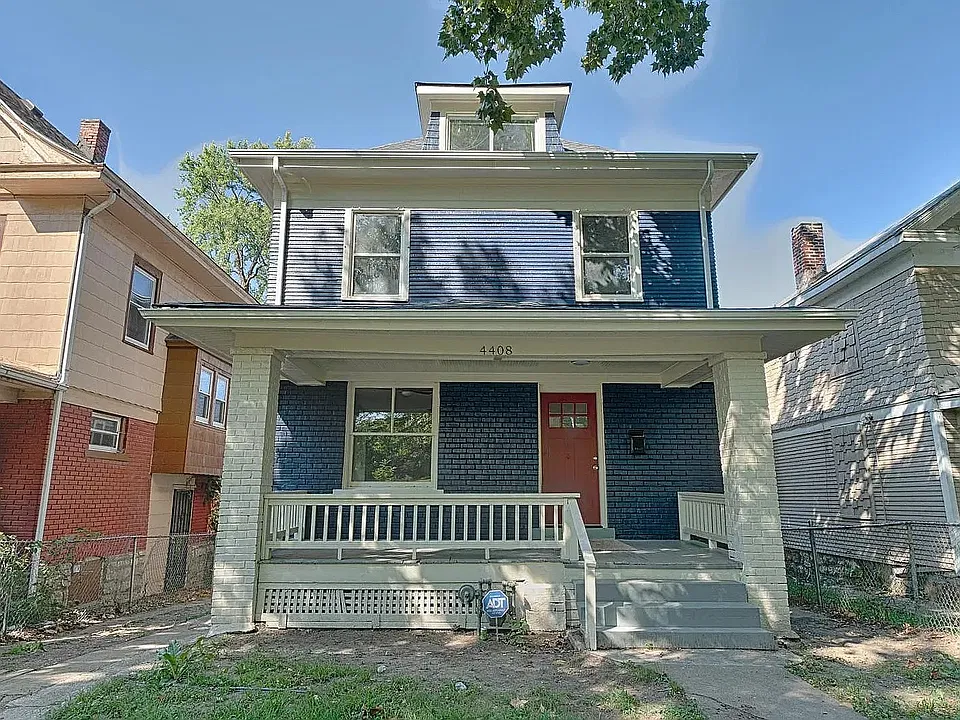 4408 Forest Ave
