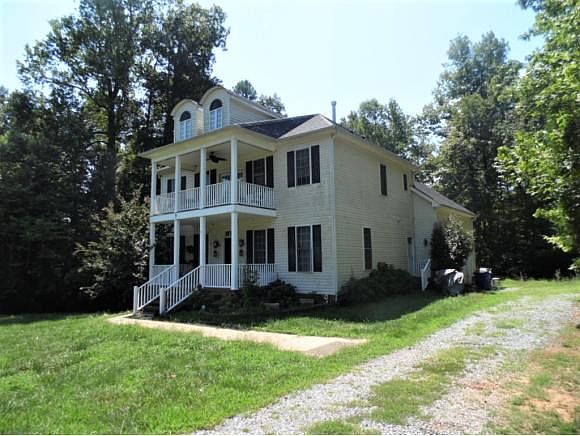 2nd image of 215 Rocky Ln