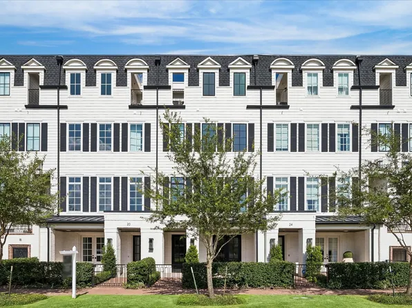 22 Crain Square Blvd, Houston, TX 77025