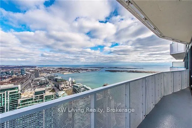 88 Harbour St #7304 — Photo 11