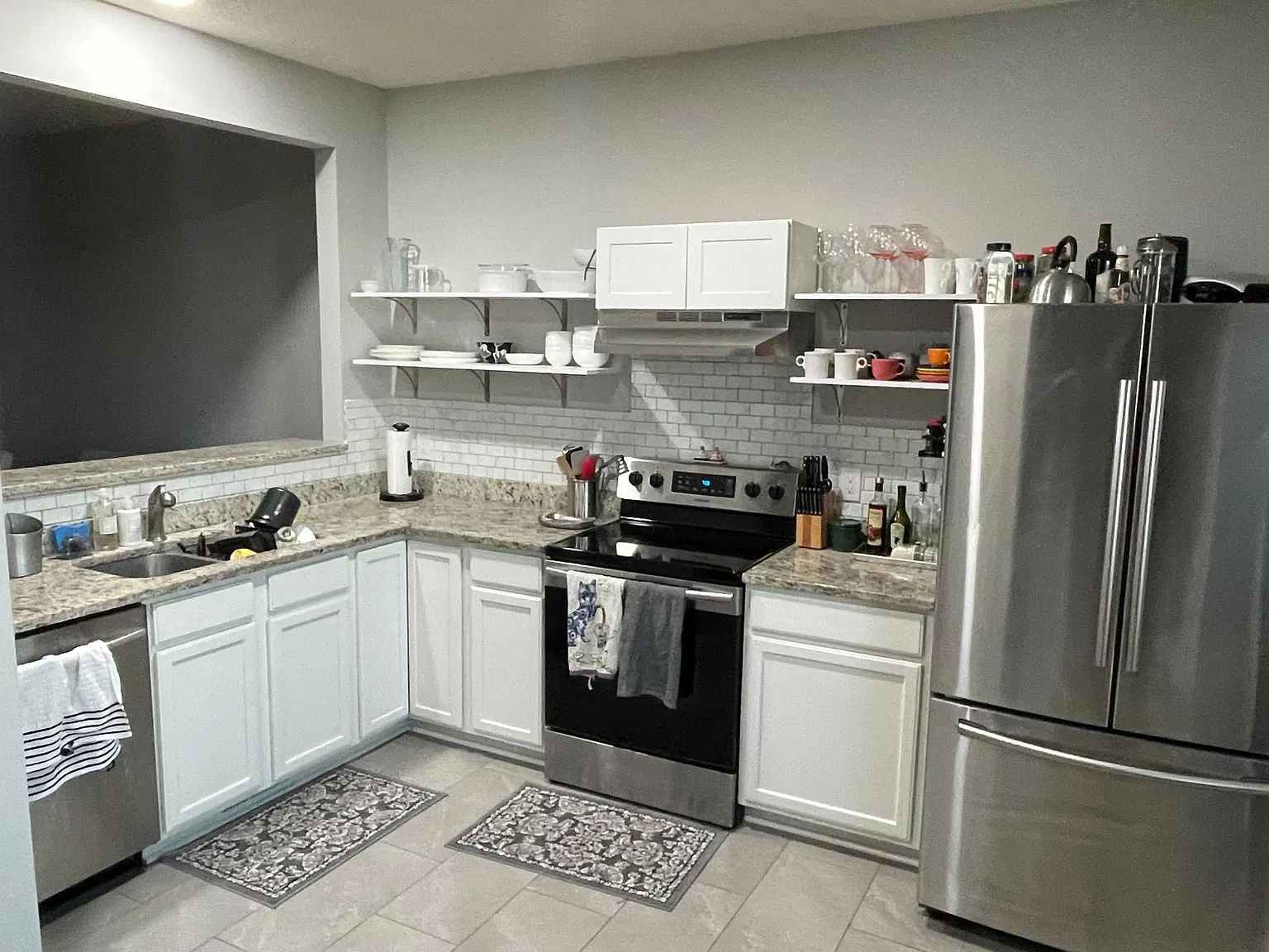 1348 Savanna Dr — Photo 2