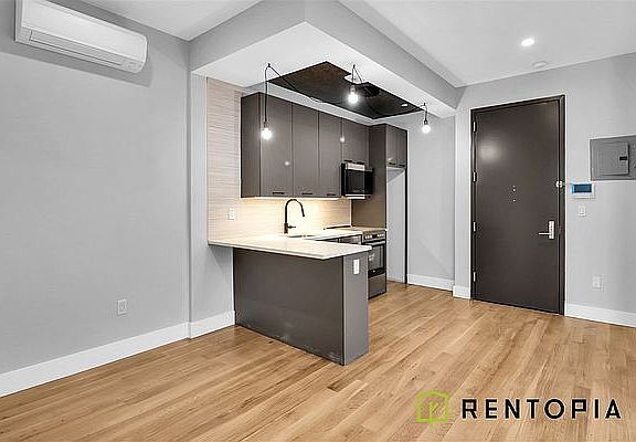 4th image of 175 Palmetto St #3R