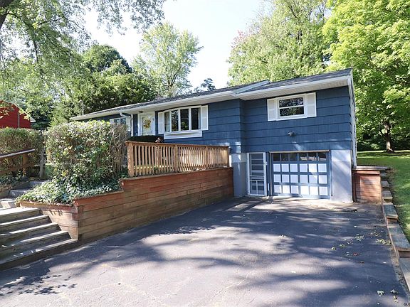 2nd image of 18 Birchwood Dr