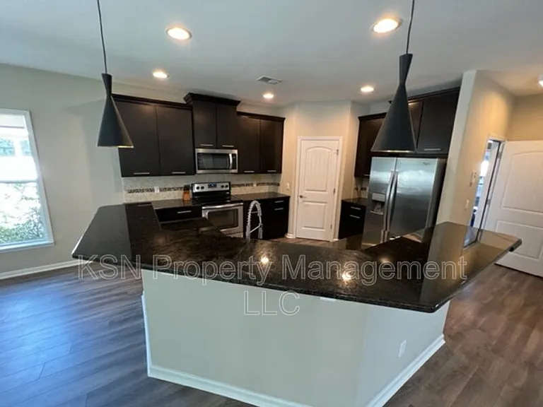 148 Tahoe Dr — Photo 11