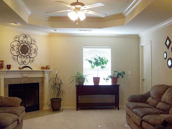 2nd image of 6411 SW Meadow Well Ave
