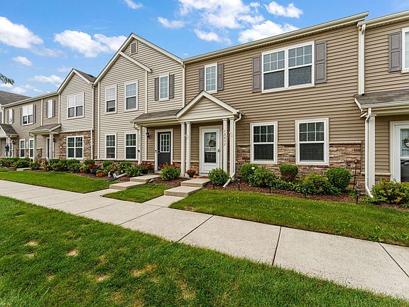 5th image of 13952 Paramount Way