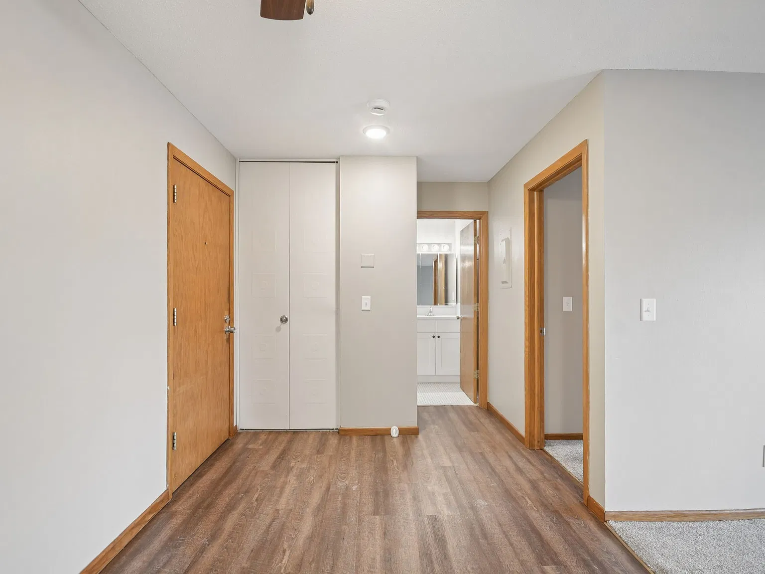 Midland Terrace — Photo 2