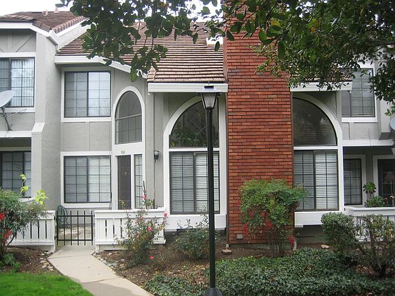 2nd image of 2614 Yerba Vista Ct