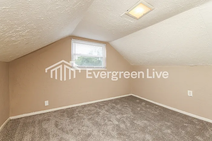 531 Daytonia Ave — Photo 12