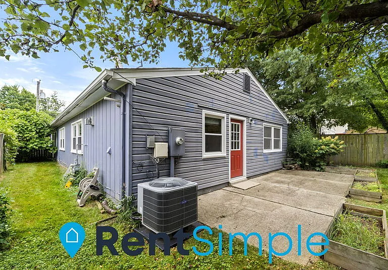 618 S Barton St — Photo 35