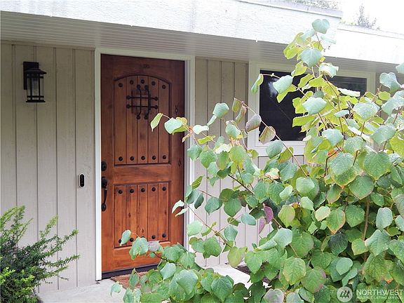 2nd image of 7813 132nd Ave NE