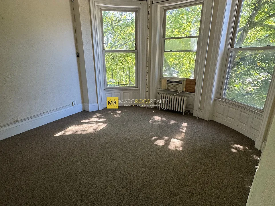 471 Commonwealth Ave #2