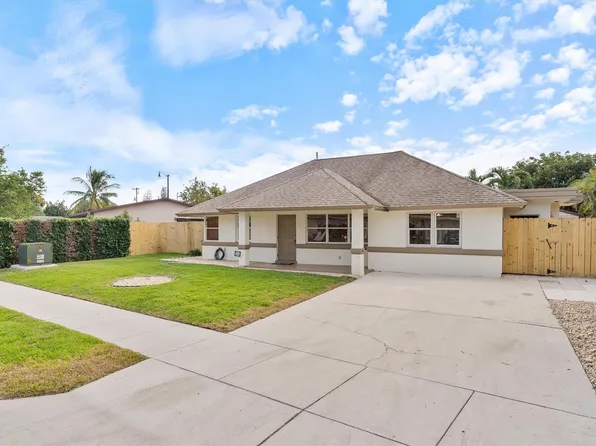 1140 NE 23rd Place, Pompano Beach, FL 33064