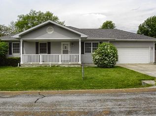 104 Boone Ct, Hallsville, MO 65255