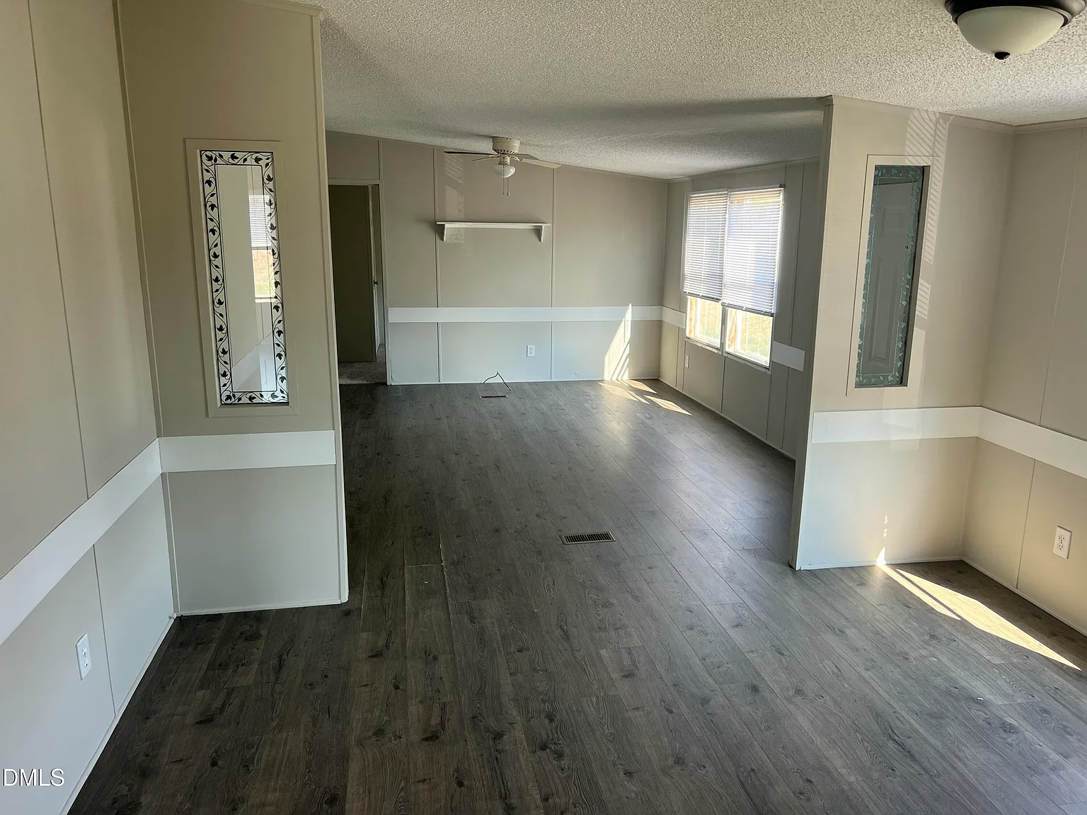 3 bed, 2.0 bath, $1,425 — Photo 2