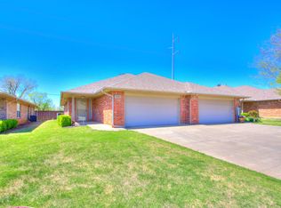 2407 Kyle Robert Ln, Moore, OK 73160