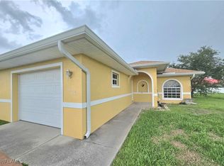 1908 NE 8th Pl, Cape Coral, FL 33909