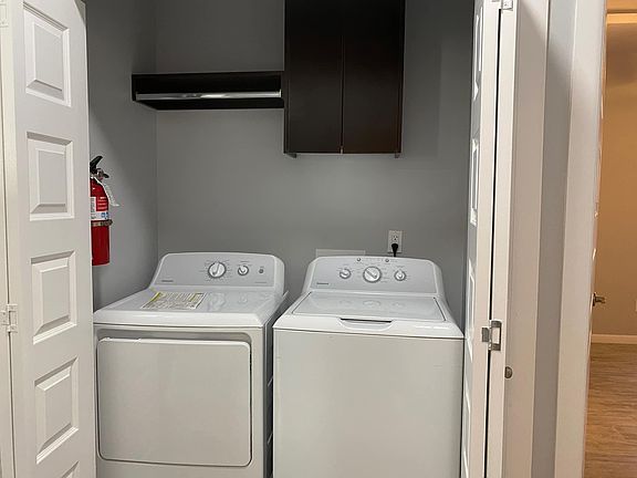 3rd image of 3806 Valeria St #1