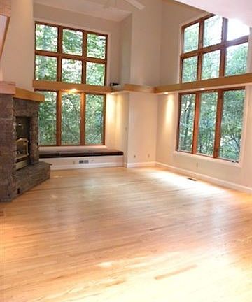 2nd image of 288 Lakeside Dr