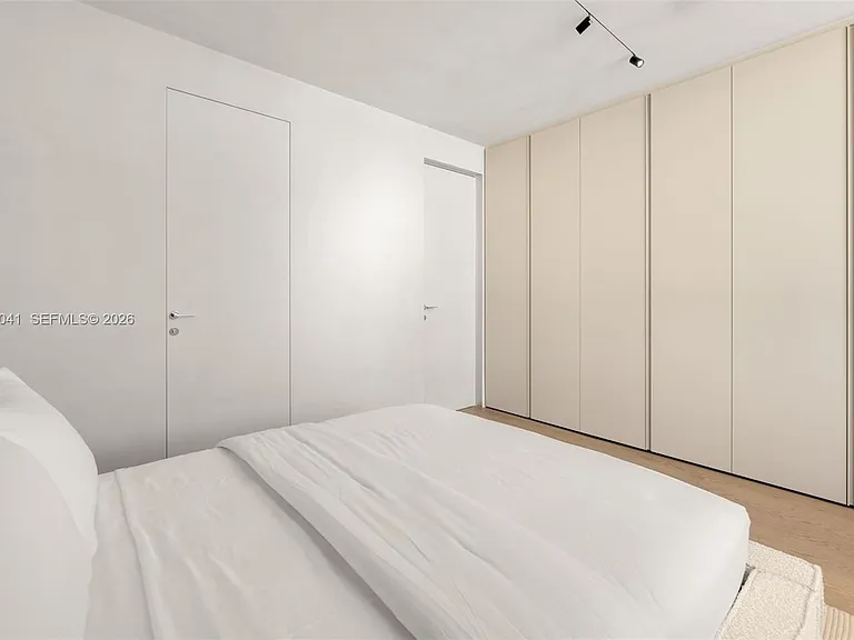 800 West Ave #11 — Photo 21