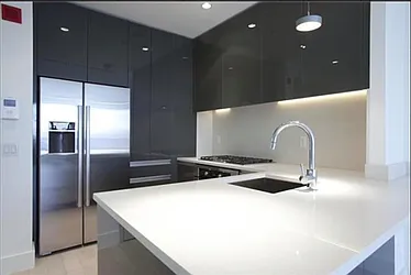 Rented by R New York