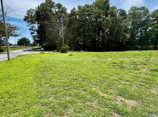 Needmore Rd, Albertville, AL 35950
