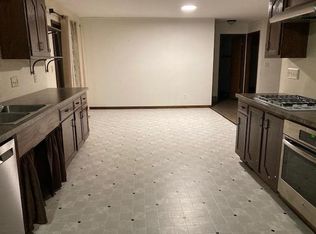 808 Bremer Rd, Waverly, IA 50677