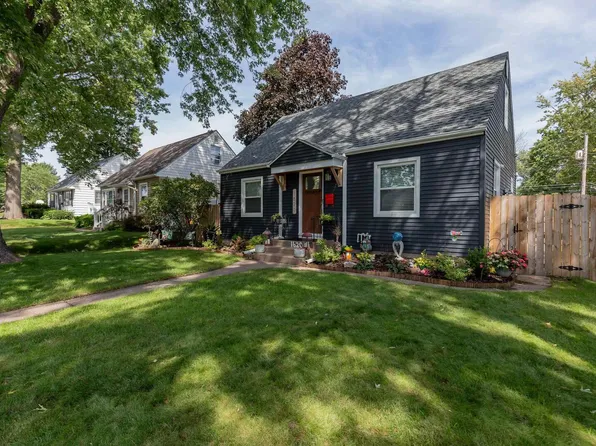 1620 W Central Park Ave, Davenport, IA 52804