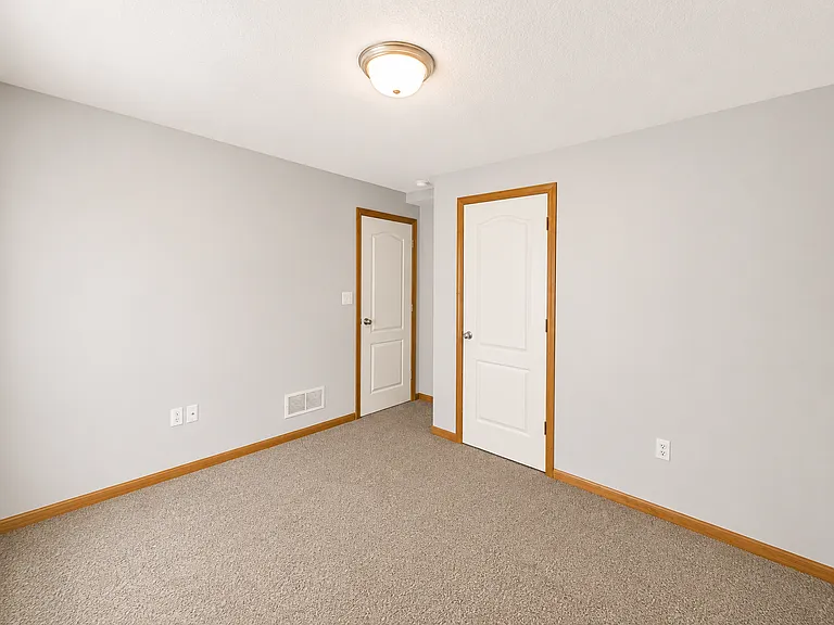 1942 S Powahatan Ct — Photo 14