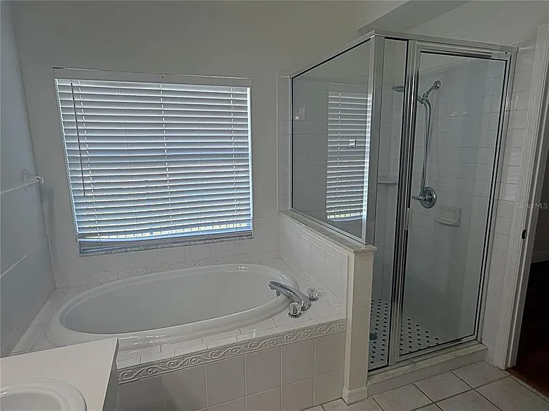 14832 Heronglen Dr — Photo 18