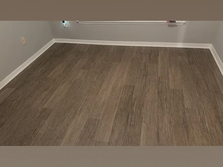 419 Wilton Cir #419 — Photo 16