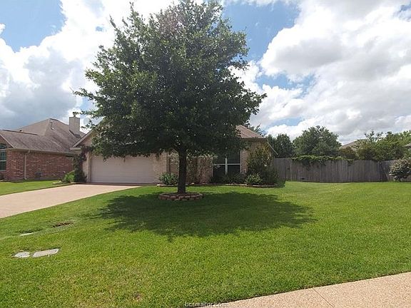 3rd image of 213 Karten Ln