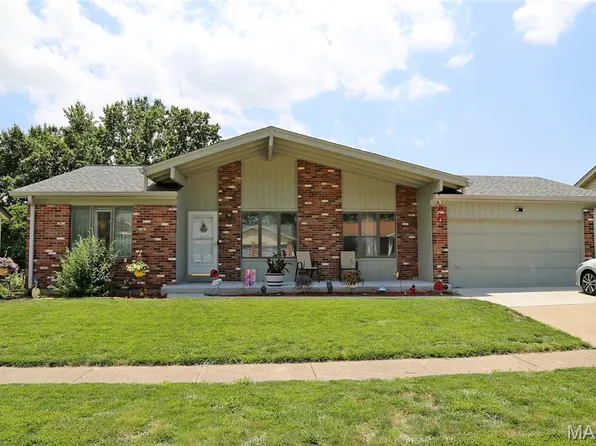 6726 Christina Marie Ln, Hazelwood, MO 63042